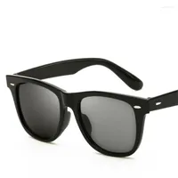 Солнцезащитные очки Zxtree Brand Designer Man Classic Pilot Color Triving Женские тенденции ретро -оттенки женские/мужские очки Z138