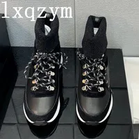 Top Designer Lace up Boots Women Leather Patchwork Elastic Knitted Socks Shoes Flat Bottom Classic Fashion Black Motorcycle Knight Ankle Boot