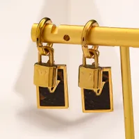 18K Gold vergulde luxe designer Brand Letters Stud Ear Hook Presbyopia Faux Leather Geometric beroemde vrouwen roestvrijstalen oorrang hanger trouwfeest sieraden