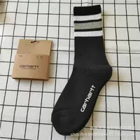 Chaussettes de chaussettes pour hommes pour hommes et femmes 2022 Fashion American Brand Carhart Embroderie à tube moyen marée du bas de la planche à skate de basket-ball T2301313