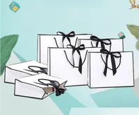هدية إبداعية التفاف كبيرة الحدود السوداء البيضاء كيس الورق مع مقبض حفل الزفاف لصالح Bowknot Paper-Gift Bags SN4962
