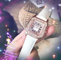 Верхние городские обитатели женские бриллианты кольцевые часы 36 мм подлинные кожаные ремня Quartz Watch Square Romon Dial Lovers Rose Gold Женские часы -часы Рождественские подарки