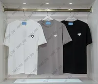 22SSサマーヨーロッパメンズTシャツデザイナーラグジュアリーレタープリントTシャツレディーストライアングル印刷TシャツカジュアルTシャツ3色