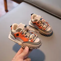 أحذية رياضية Tide Baby Baby Shoes أحذية أطفال خريفية من الدانتيل المريح لأحذية رياضية للأولاد والبنات النسخة الكورية للركض L221013