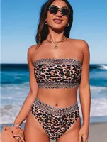 Leopard Print Bandeau Cutut Bikini Bikini a due pezzi set in alto