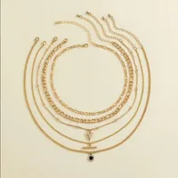 Yeni stil orijinallik kolye kolye 5pcs yaratıcı moda parlak sahte elmas ayçiçeği aşk kolye kadın cazibesi kolye seti
