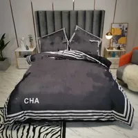 Yatak Setleri Siyah Tasarımcı Yatak Setleri Kış Sıcak Yorgan Kapağı Kraliçe Yatak Yetkili Setleri Kapaklar PC Yastık Kılıfları
