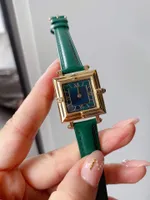 Vintage Gold Color Doble cuadrado Relojes Mujeres Número romano geométrico Wall Wallwatch Femenina Green Genuine Cuero Reloj Lady Reloj