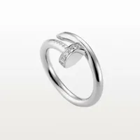 Pierścień paznokci Kobiety luksusowy projektant biżuterii miłosne pierścionki cyrkonu ze stali nierdzewnej stopu złota.