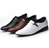 Nuevos zapatos de vestir para hombres Slip On de cuero Oxfords de boda de cuero punta
