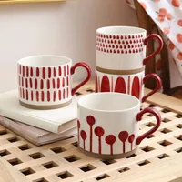 Muggar Simple Nordic Red Multi-Pattern kaffemugg med handtag Personligt handmålat kök kreativt keramiskt mjölkkopp dricksvaror