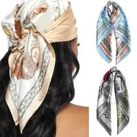 Hoofdbanden 6060 cm Drukbandanas Haarbands voor Girls Women Square Satin Sjalf Fashion Turban Headband Nieuwe Vintage Hair Accessories J221019