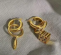 Neue Mode -Anagramm -Anhänger Halskette Asymmetrische Frauen Retro Ohrringe Messing 18K Gold plattiert Ohrstolf Hoop Damen Brosche Designer Schmuck LOE - 01