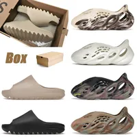yeezy foam runner slides runners avec boîte hommes femmes chaussures de designer diapositives pantoufles Mx Carbon Pure Moon Grey Onyx hommes sandales