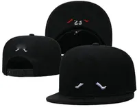 Новый стиль Уэст и Майкл Баскетбол Шляпа Шляпа 23 Colors Road Регулируемые футбольные кепки Snapbacks Мужчины Женщины A4