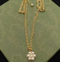 Kvinnors blommor pärlhänge halsband lyxiga bokstäver mönster flickor fest bröllop hög kvalitet halsband gåva hiphop smycken