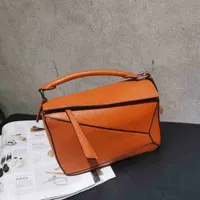 Crossbody Women Lowes Sumbags Женские кожаные сумки 2022 Mini Geometry Cowhide Подушка одно плеч