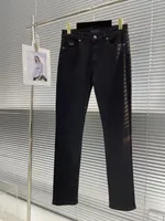 Otoño e invierno 2022 Nuevo diseñador Jeans Altaqualidad Comfortable Material de fuerza elástica Versión de ajuste negro de moda de los jeans para hombres