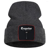 Berets Trapstar London Street Light Print Unisexe Blaclava Fashionable Vintage Tricoted Cap Soft Creativity Men Hats