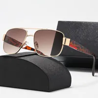 Sonnenbrille für Damen Klassische Sommermode Unregelmäßige 0080-Stil Metall- und Plankenrahmen-Brille Hochwertige UV-Schutzlinse