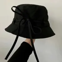 デザイナーJacquem Bucket Hat Caps for woman man le bob gadjoソリッドカラー帽子金属レターワイドブリムハット