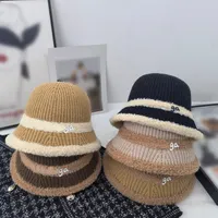 Duityer Designer Bucket Hat Hat Men and Women's Dughets Hat Hat Outdoor Travel Winter Dark Hats Designers