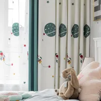 Gordijn Buiter Space Boy Cartoon Beige geborduurde stiksels Aangepaste gordijnen voor levende eetkamer slaapkamer decor schattig