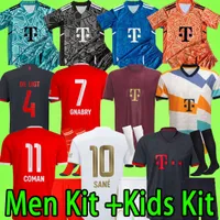 Bayern Soccer sätter 22 23 München Jerseys Men Kids Kit med shorts Socks 50 -årsjubileum målvakt Neuer de Ligt Sane 2022 2023 Fotbollskjortor Hernandez Boys Uniform