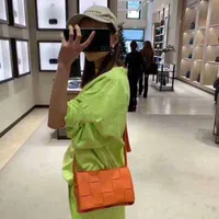 Venetas Designer Bag Bottegas Handbag Luxury Women Fashion Shoulder Crossbody Bags Versatile Purses Totes Saddle Venetta Wallet UNBX