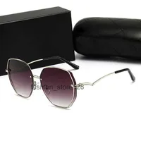 Tasarımcı Gözlükleri Kadın 515 Güneş Gözlüğü HD PC Çerçevesi Siyah Lens UV400 Oval Yüz Tasarımcı Moda Altın Güneş Gözlükleri Sürüş Tatil Kanalı Sung