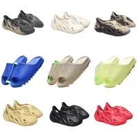 Slippers Women Classic Slider Sandals Luxury Men Men Foam Designer Clipper Heel Flat Outdoor Beach Shoes Crocs Shoe Summer Down Room Shoes Flip Flop