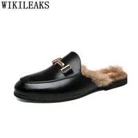 Moule de chaussures dres avec une demi-chaussure de luxe en fourrure pour hommes Slip on Slipper Leather Sapato da Mulhere 220723