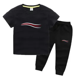 Set Di Abbigliamento Invernale Per Bambole 30 Cm – 18 Pezzi: Giacche, Maglioni, Scarpe, Cappelli E Accessori