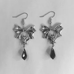 KEYRI Gotica Collana Bracciale e Anello per Donne Vampiro Accessorio alla Moda per Feste ed Eventi Speciali Gotica Collane e Bracciali in Pizzo Gioielli Unici e di Tendenza per Donne e Ragazze