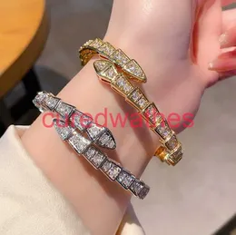 18 Karat Gold Bangle Bracelets Solid 18K Yellow Gold From