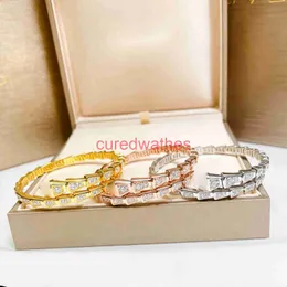 18 Karat Gold Bangle Bracelets Solid 18K Yellow Gold From