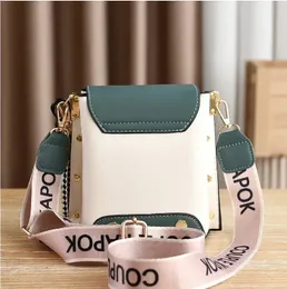 1a4d70b0-eb45-4981-9c1f- 1a4d70b0-eb45-4981-9c1f-