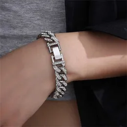 30% KORTING Eenvoudige modieuze vol diamanten Cubaanse ins-stijl hiphoptrend gepersonaliseerde titanium stalen armband voor heren en dames