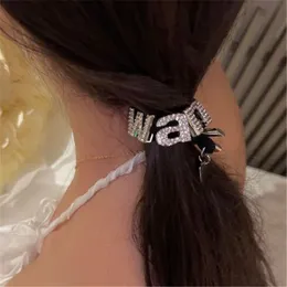 Designer Women Hair Clips Barrettes Girls Hair Borracha Rubber Letra Diamante brilhante Elastic Hairrope Ponytailt Brand Ladies Pony Tails Holder Jóias de cabelo de luxo