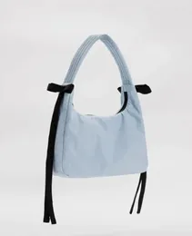 イブニングバッグ2024スプリングカジュアルスモールボーデザインナイロンの女性ハンドバッグと財布甘いトレンドシンプルなビンテージレディショルダー