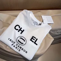 Gelişmiş Versiyon Kadın T-Shirt Fransa Modaya Giyim C Mektup Grafik Baskı Çift Moda Pamuk Yuvarlak Boyun Koç Kanalı Kısa Kollu Üstler Tees 456