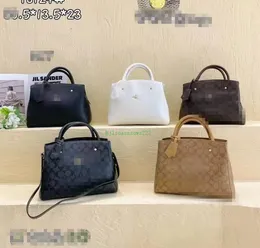 2024 TOTES NEW TOTE BAC WOMENT WOMENER BAG LUXURYS LUXURYS HANDBAG FASE PATTIONALES Crossbody Shopper Pags Fashion Travel Parse AR06