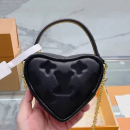 حقائب مصممة حقيبة جميلة العلامة التجارية Pop My Heart Handbag Classic Crossbody Luxurys Luxurys Luxurys Women Fres