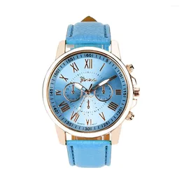 Wristwatches Women's Watch Fashion Simple Listwatch Lristwatch Rominals Faux Leather Railog Quartz for Women Montre Pour Femme