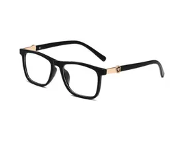Venta al por mayor Gafas de sol de diseñador de moda para hombres Mujeres Marco de PC de lujo Chanels Cha nel Gafas de sol Accesorios para gafas Adumbral clásicas