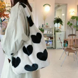 Women's Plush Shoulder Bag Heart-shaped Canvas Tote Fluffy Fur Handbags Large Capacity Soft Shopping Bags Girls Cute Book Bag 240102