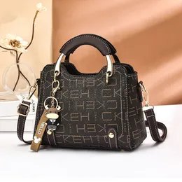 【関税込み】★Golden ★スタッズトリム バッグ GWA00632A DHgate.com:Womens Designer Classic Flap Bag, Mini Gold Ball