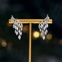 2024 neue Mode-Trend Einzigartiges Design Elegante Exquisite Zirkon Engel Flügel 14K Weiß Gold Ohrringe Frauen Schmuck Party Hohe geschenk Großhandel