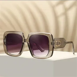 Porslin White Square Solglasögon Wholesale Unisex Sunshade Luxury Glasse Brand Sunshade Mirror