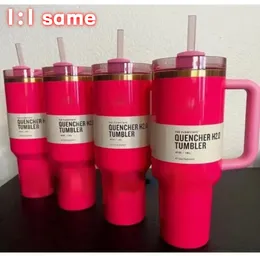 US Warehouse Pink Parade 40oz Quencher H2.0 Mugs Cups Cosmo Pink Target Red Tumblers Cups Silicone Handle Valentine's Day Gift med 1: 1 Samma logotyp GG0104